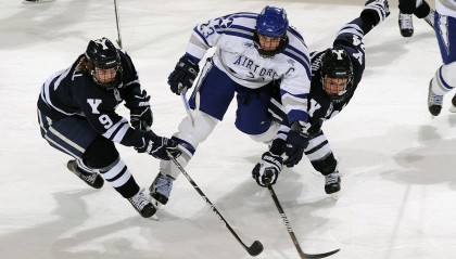 开云下载-阿坎吉一锤定音，哥斯达黎加打穿埃及，美加墨世界杯的北欧惊雷